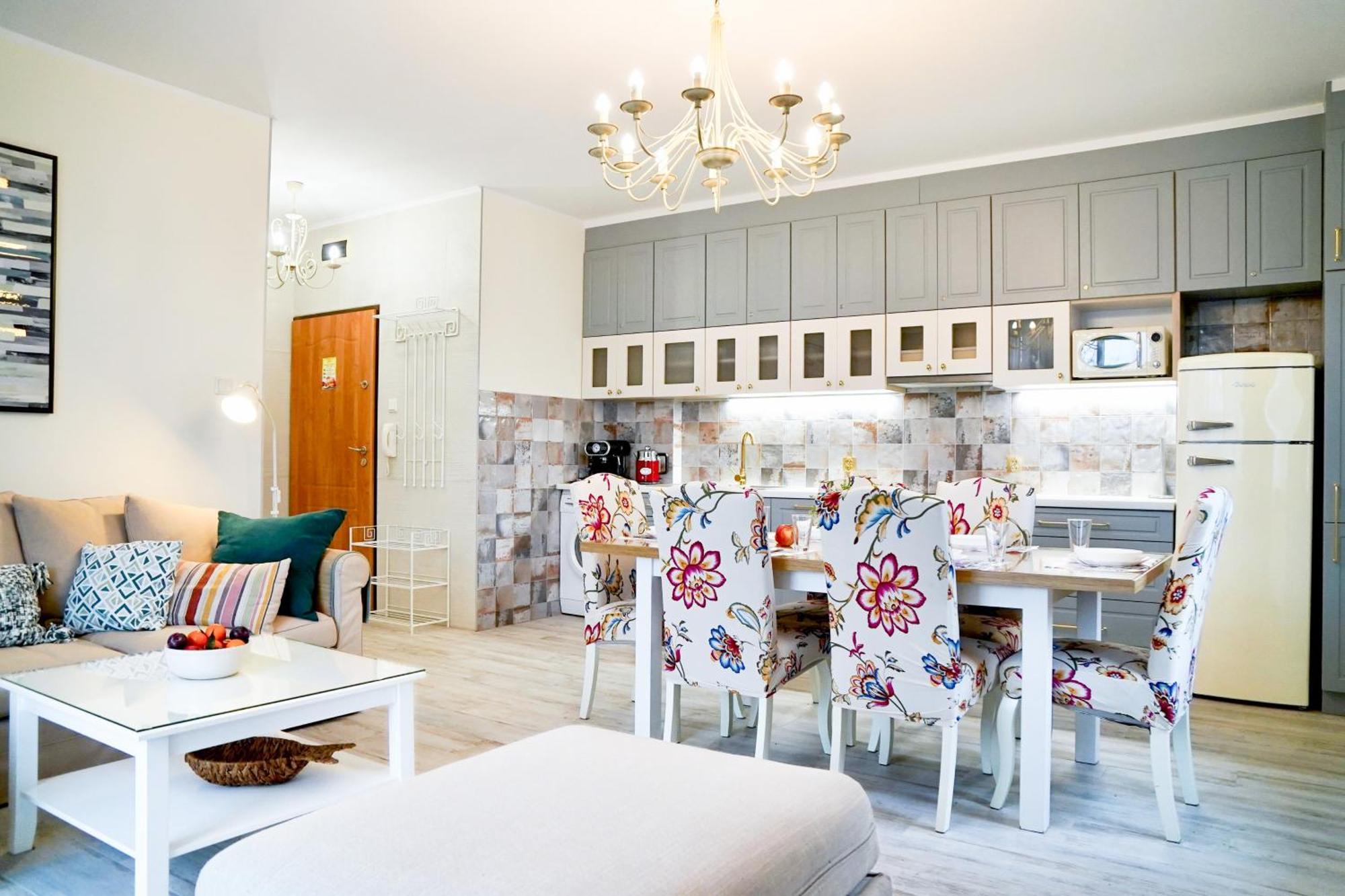 Prince Apartment By Baltic Home ชวีโนวิชแจ ภายนอก รูปภาพ