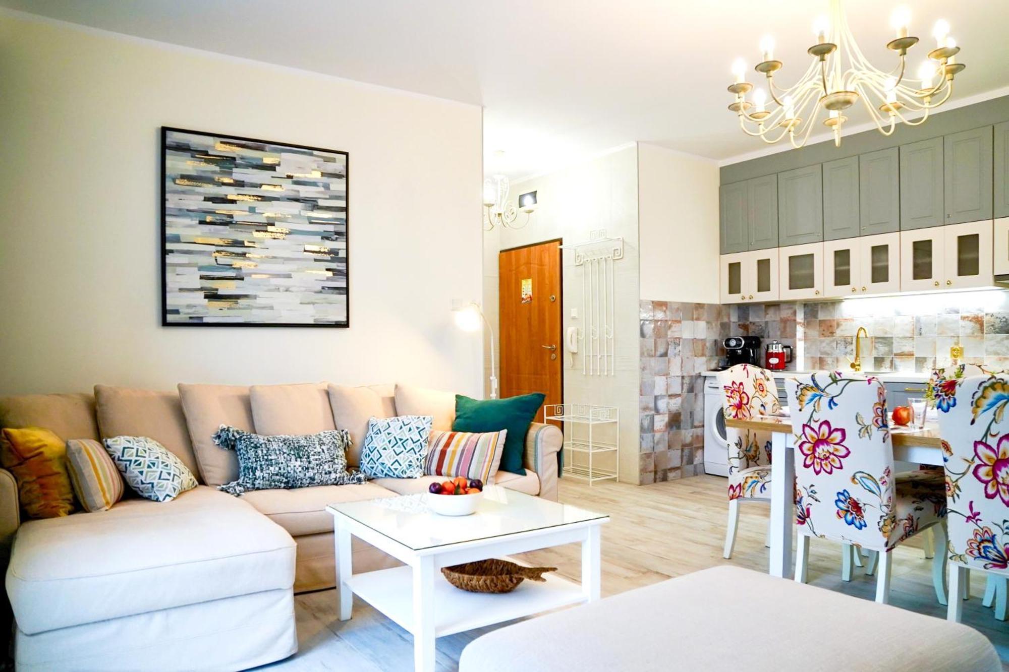 Prince Apartment By Baltic Home ชวีโนวิชแจ ภายนอก รูปภาพ