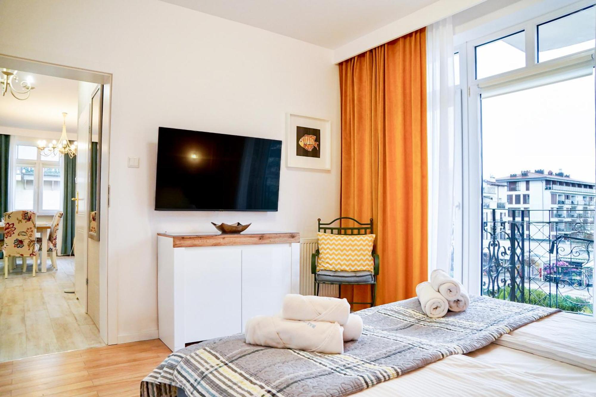 Prince Apartment By Baltic Home ชวีโนวิชแจ ภายนอก รูปภาพ